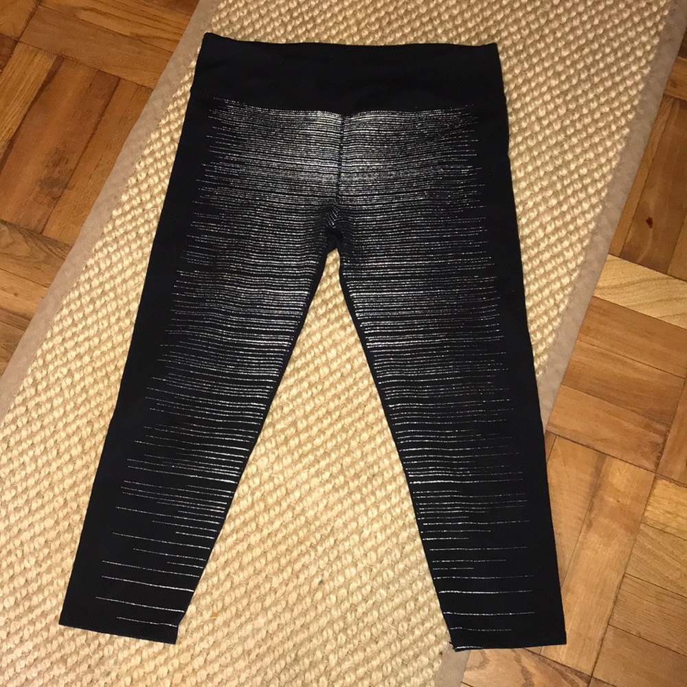 Fabletics Crop Leggings